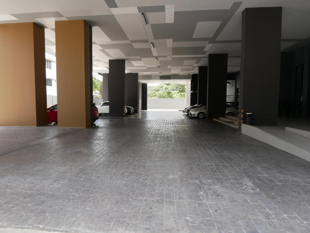 Aeras - The Ultimate Beachfront Experience Jomtien Beach Exterior foto